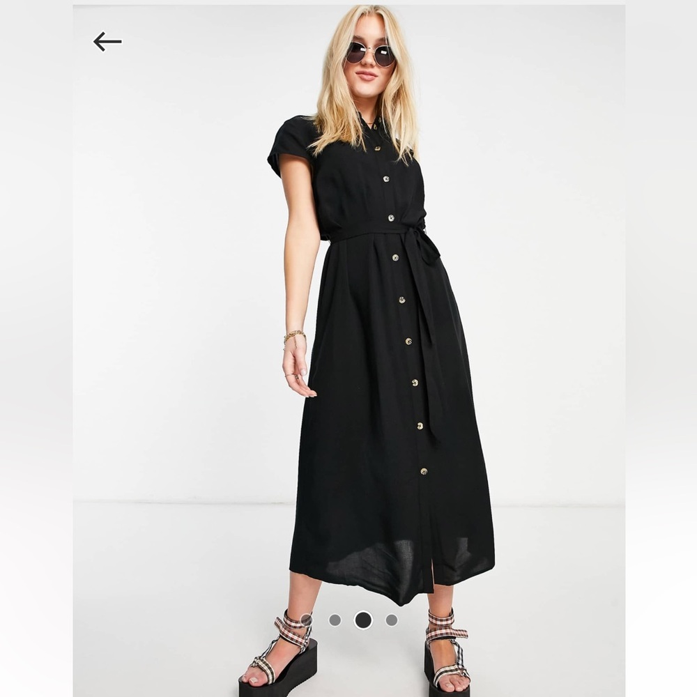 NWOT- Pieces Martina short sleeve tie waist midi dress